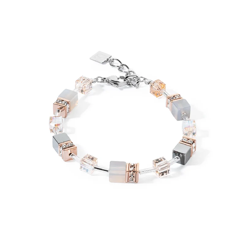 Elegant Pearl Bracelet-Coeur De Lion GeoCUBE® Iconic Precious Rose Gold and Peach Bracelet