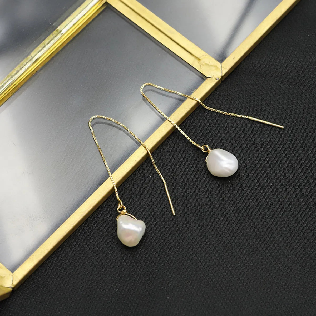 Wholesale Jewelry Vintage Style Geometric Solid Color Freshwater Pearl 18k Gold Plated Drop Earrings