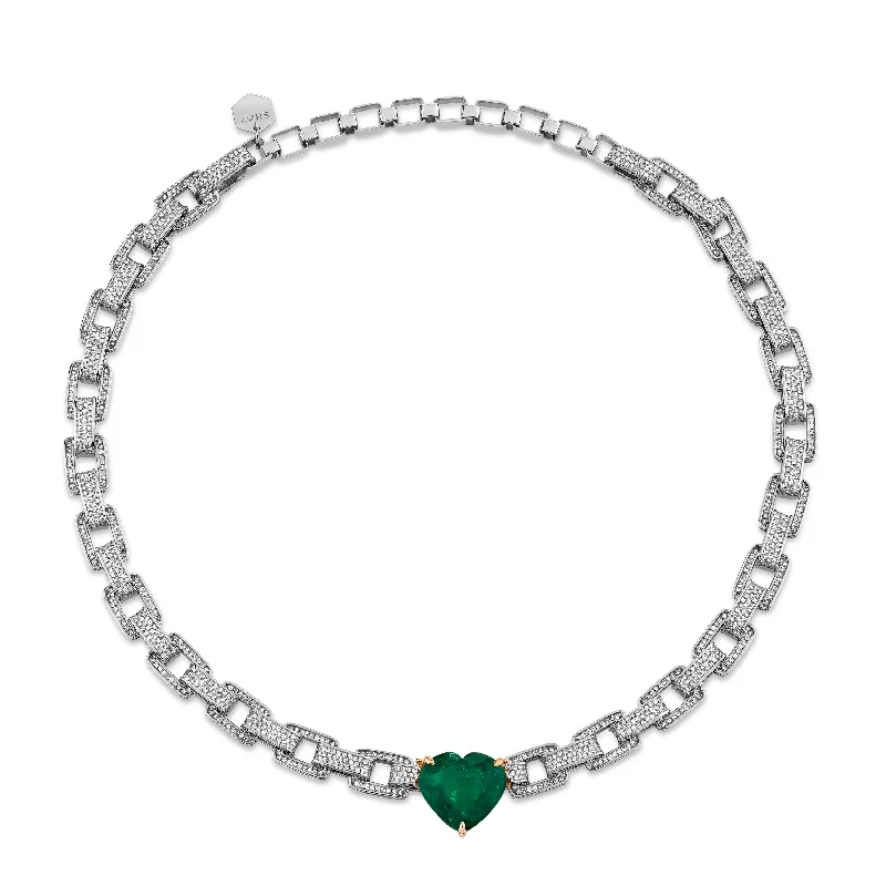 White Gold/Emerald