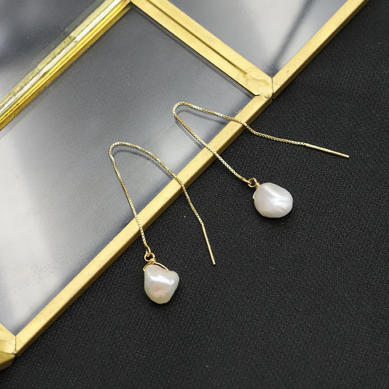 Simple Hanging Earrings