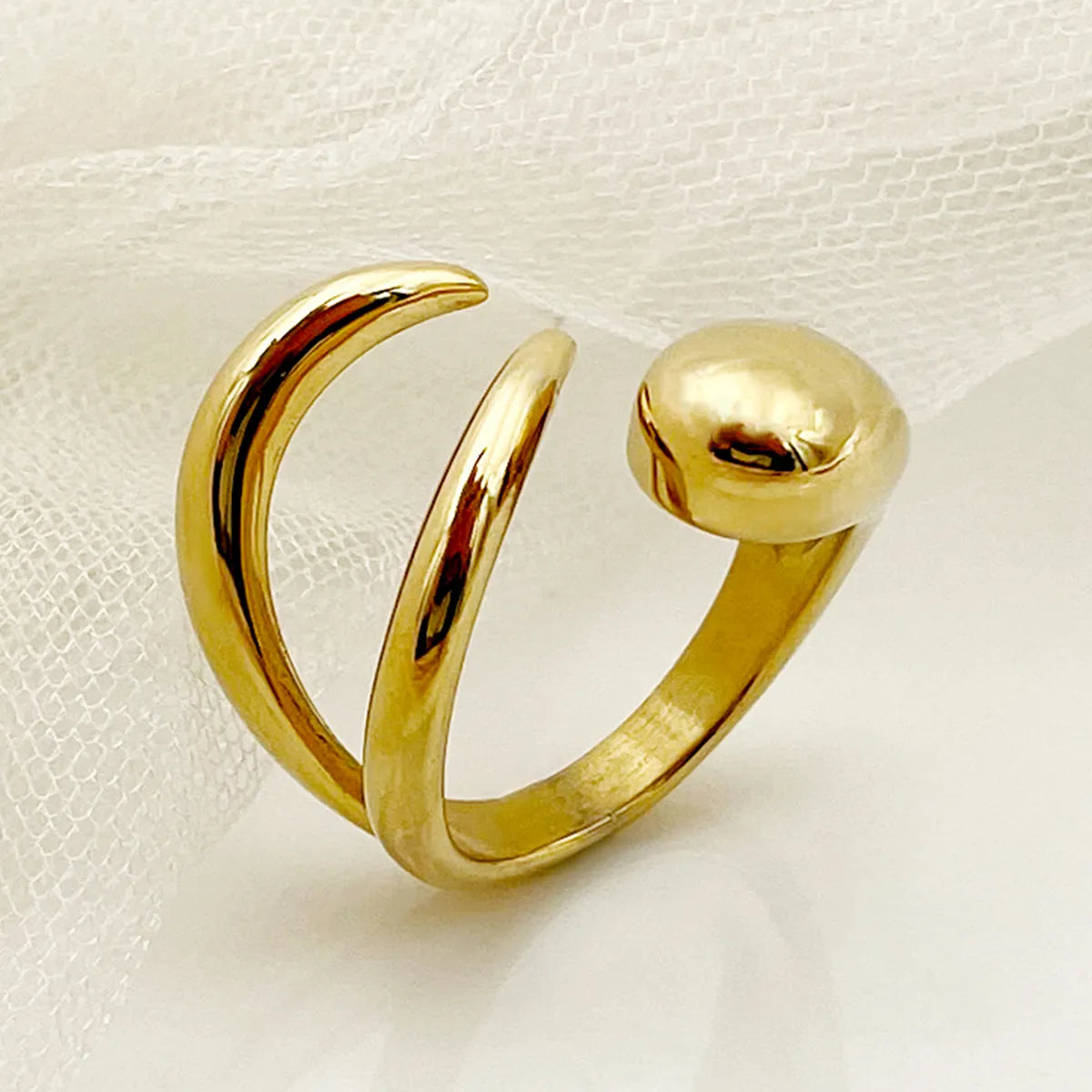 Elegant Band Ring with Diamonds-Vintage Style Simple Style Solid Color Stainless Steel Plating Hollow Out Gold Plated Open Rings