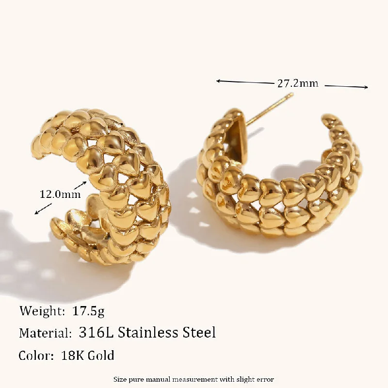 Cast Love C- Shaped Ear Ring-Gold