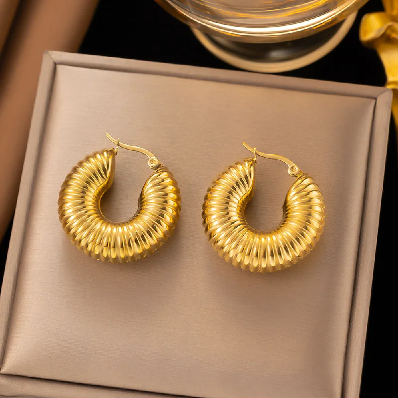 Threaded Earrings Gold