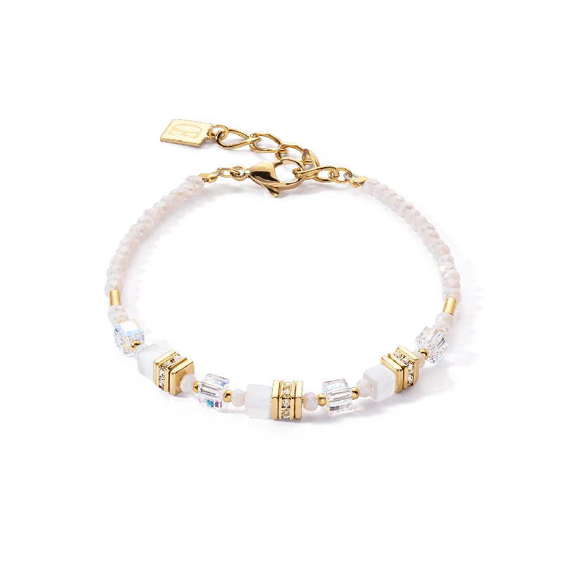 Handcrafted Wooden Bracelet-Coeur De Lion Mini Cubes Gold and White Bracelet