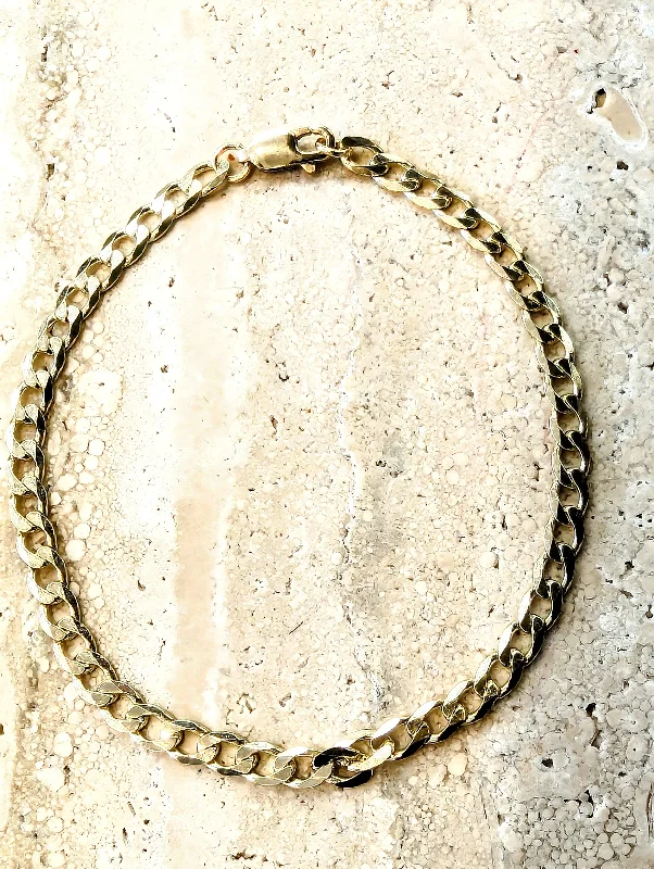 Dainty Charm Bracelet-9ct Yellow Gold Metric Curb Bracelet